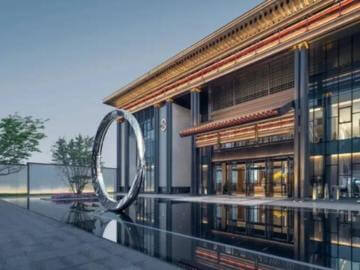 諸暨不銹鋼鏡面圓環(huán)雕塑定制