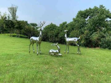 江西不銹鋼動(dòng)物鹿雕塑