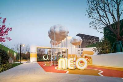 南昌新城高速·昱江來景觀 IP 云朵雕塑