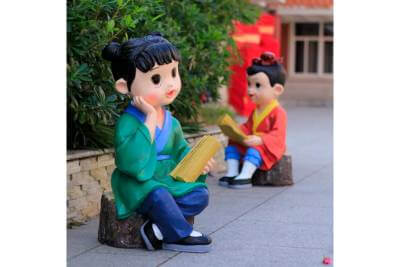 幼兒園玻璃鋼小書童雕塑