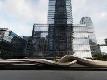 商業(yè)廣場不銹鋼雕塑